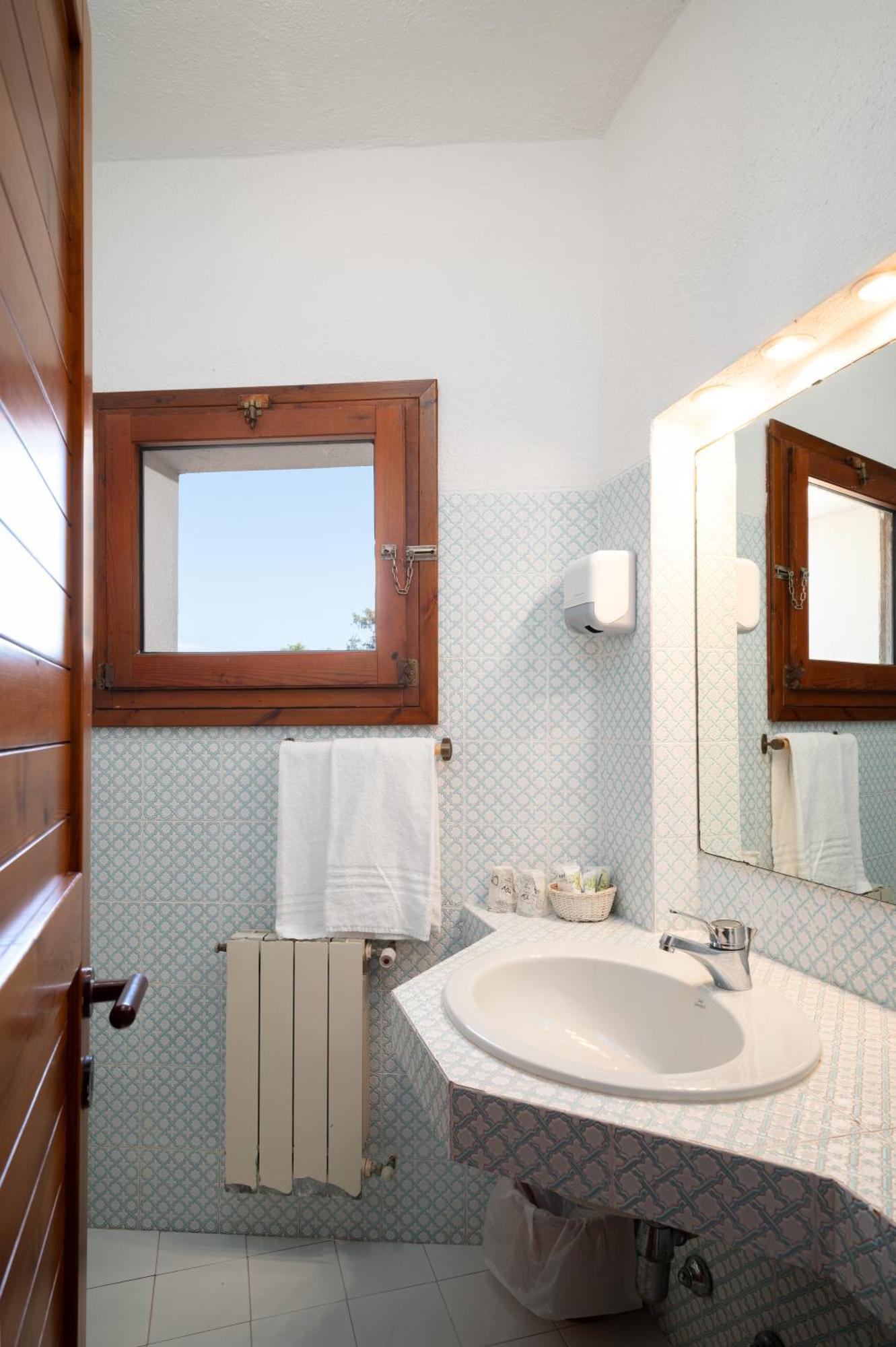 Hotel Valdiola Porto Cervo Exterior photo