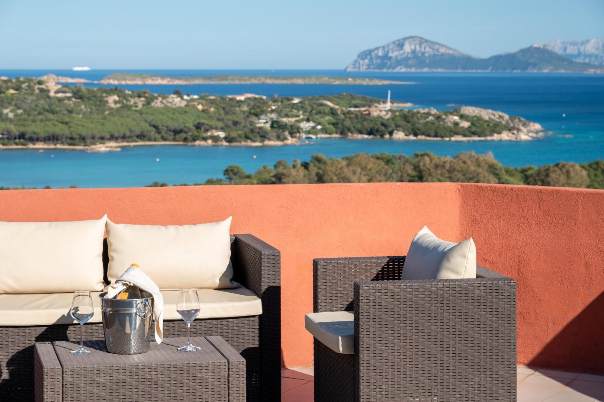 Hotel Valdiola Porto Cervo Exterior photo